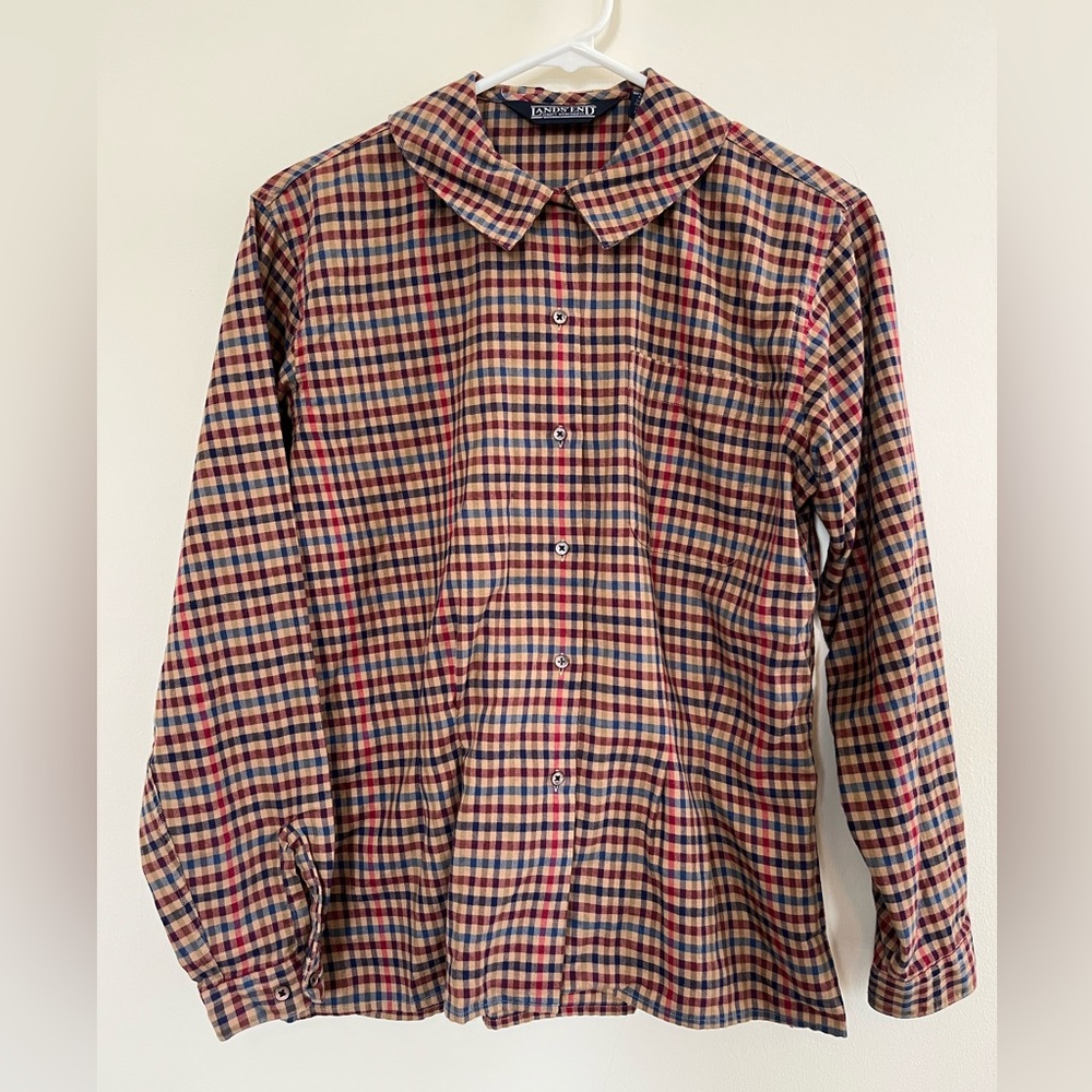 Cutie vintage Lands’ End collared top